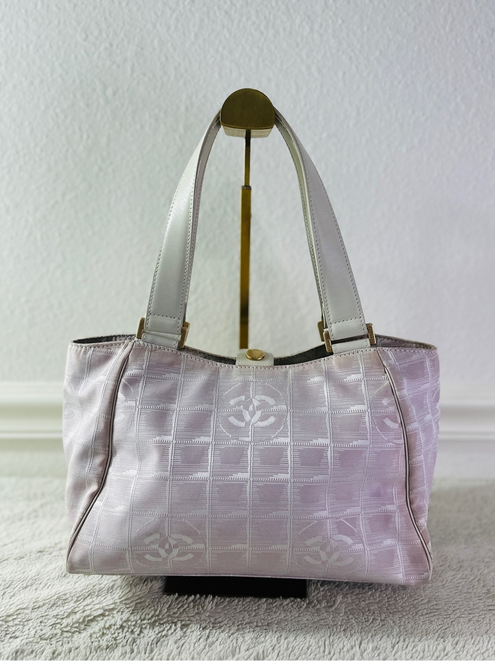 CHANEL travel line shoulder bag with COA
